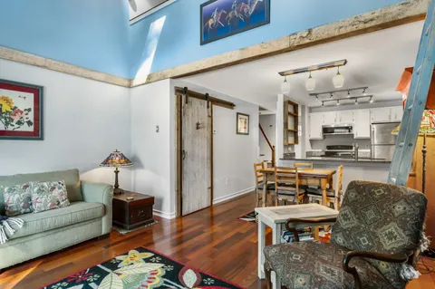 $329,999 | 5 Glengarry Drive, Unit 5, Stratham, NH 03885