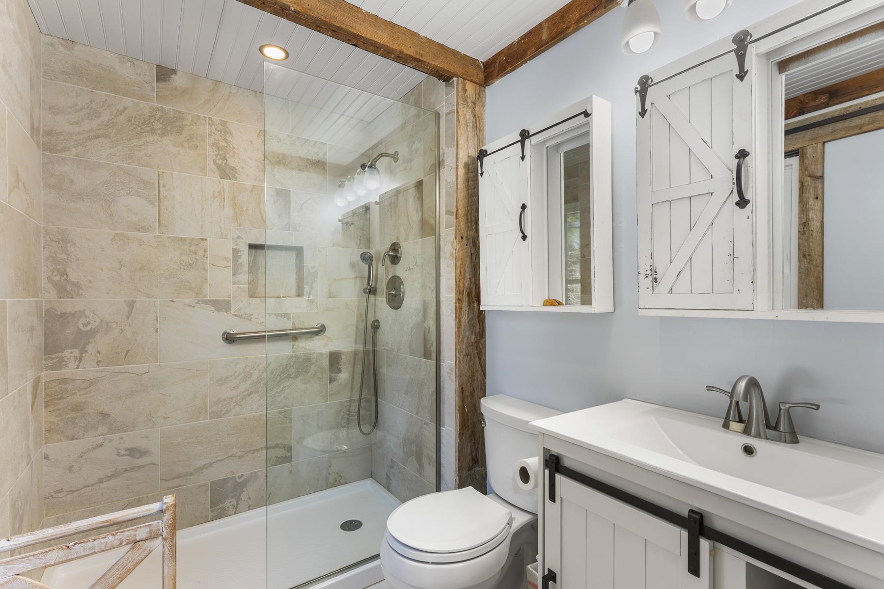 5 Glengarry Drive, Unit 5 Stratham, NH 03885 - Photo 18 of 33