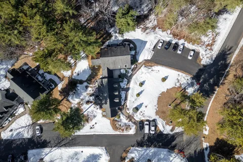 $329,999 | 5 Glengarry Drive, Unit 5, Stratham, NH 03885