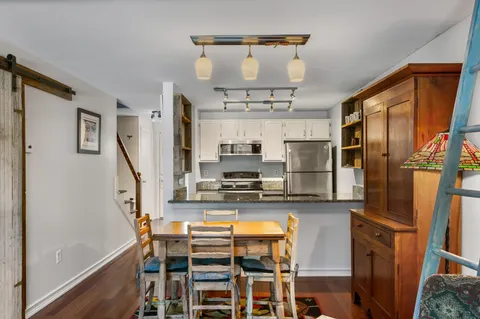 $329,999 | 5 Glengarry Drive, Unit 5, Stratham, NH 03885