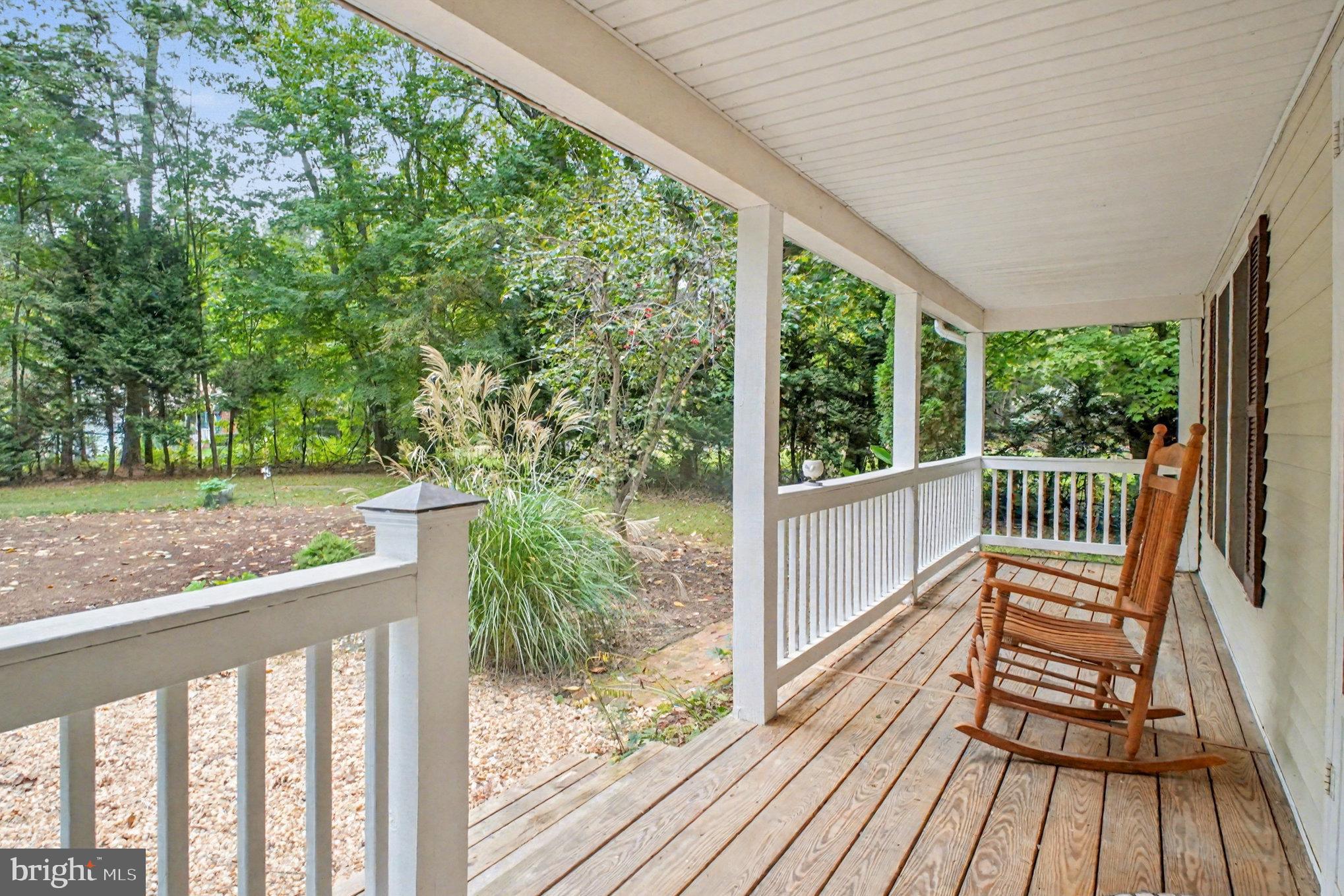 88 Carter Way Montross, VA 22520 - Photo 2 of 68 a view of a two chair in balcony