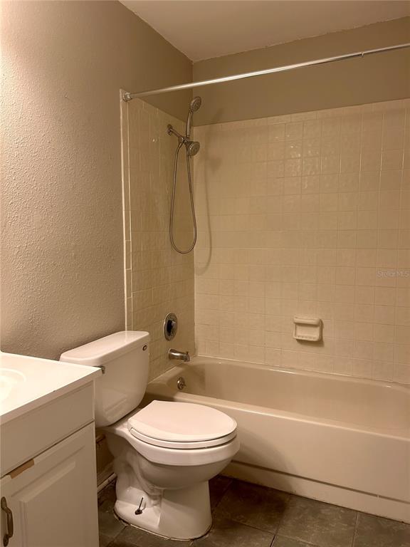 1701 Shady Ridge Court, Unit 247 Orlando, FL 32807 - Photo 11 of 14