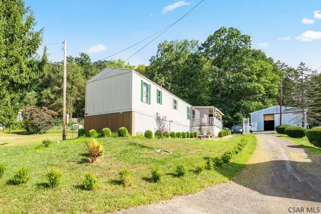 $38,500 | 248 Thomas Street, Hollsopple, PA 15935