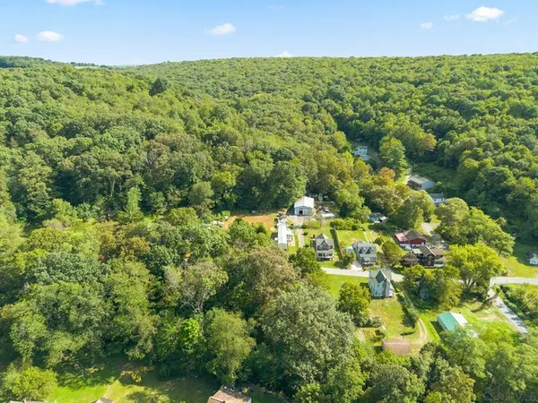 $34,000 | 248 Thomas Street, Hollsopple, PA 15935