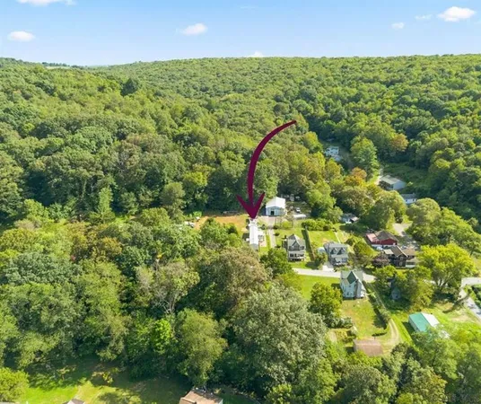 $34,000 | 248 Thomas Street, Hollsopple, PA 15935