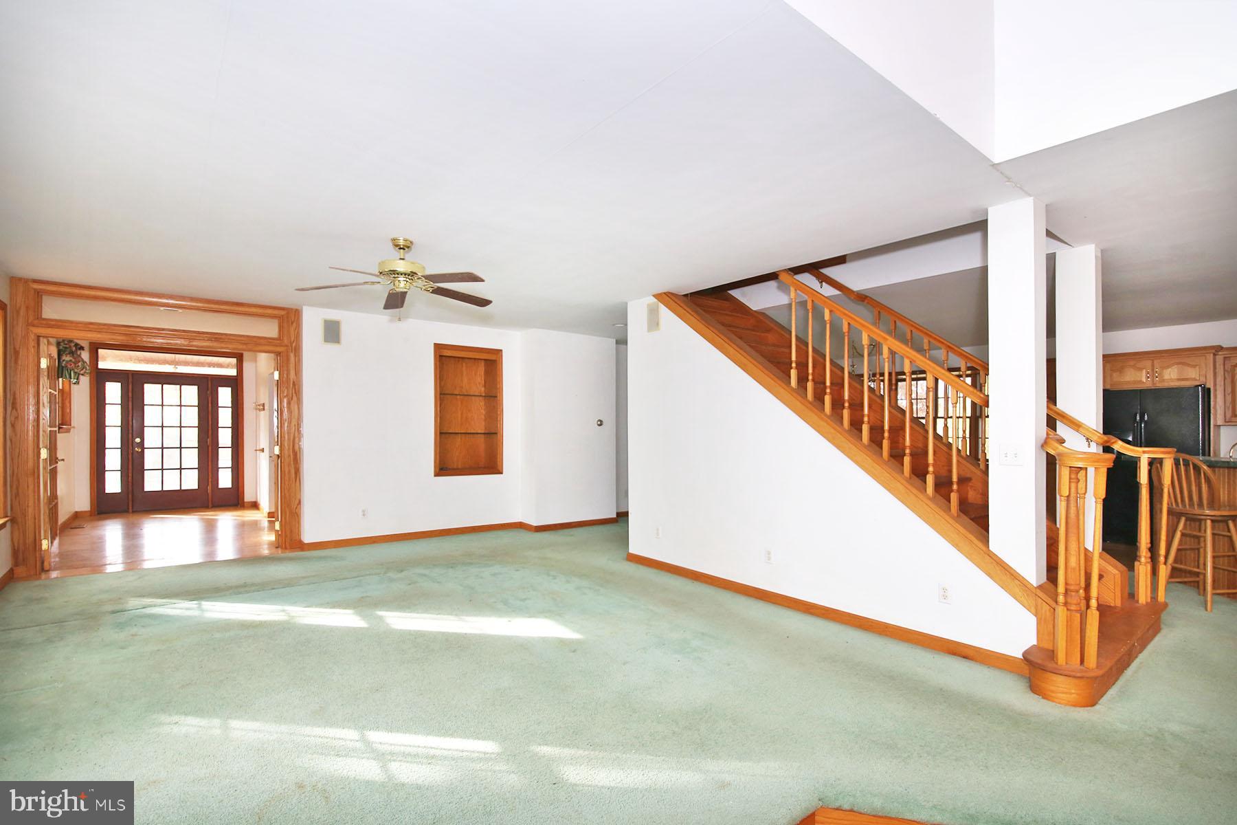 150 Anthracite Road Lebanon, PA 17042 - Photo 19 of 57 a view of an entryway with workspace