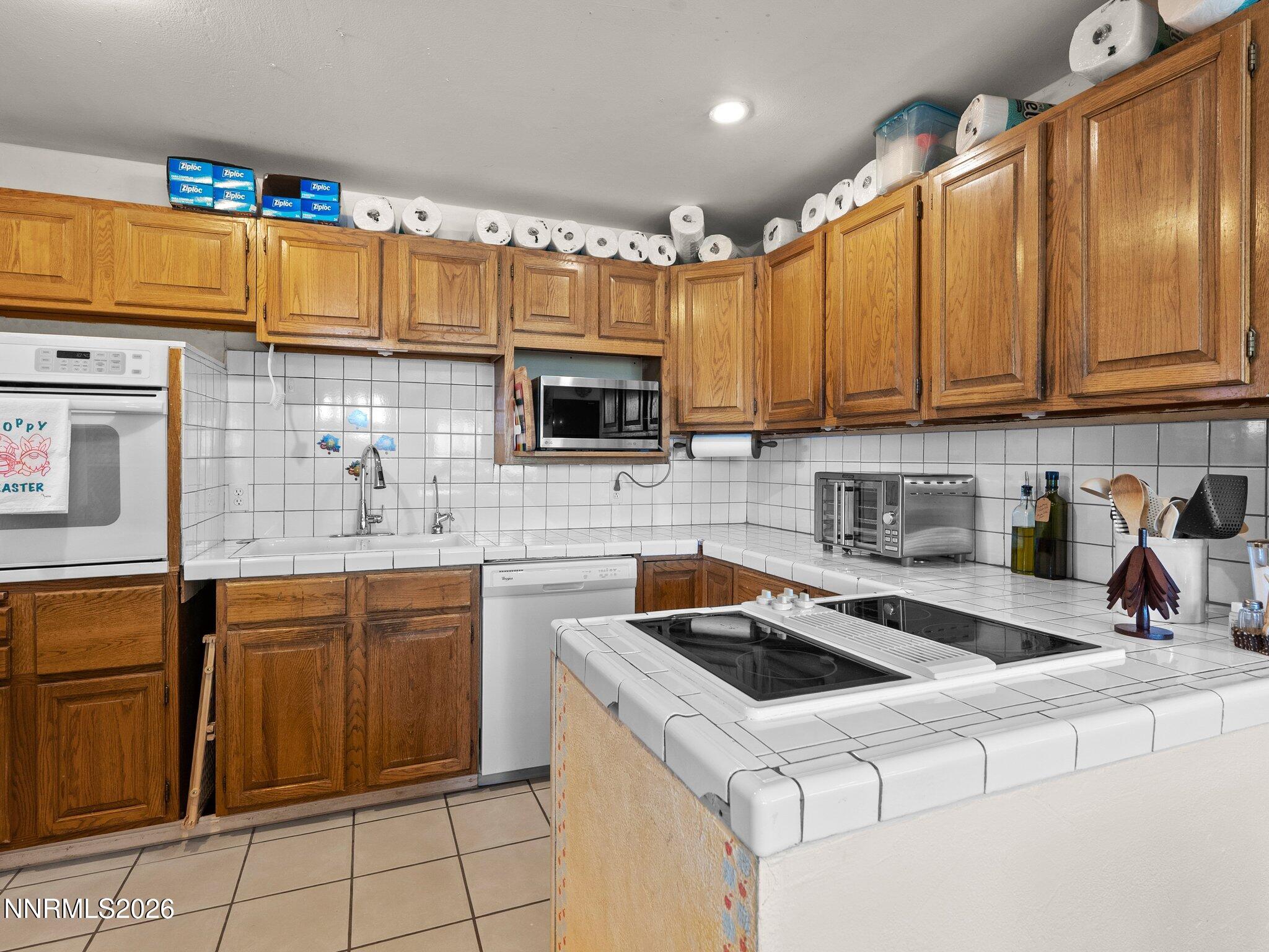 5500 Peak Road Reno, NV 89510 - Photo 18 of 56 5500 Peak Rd-128