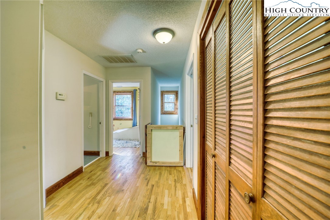 584 Snowridge Road Banner Elk, NC 28604 - Photo 23 of 32 Gallery Image 23