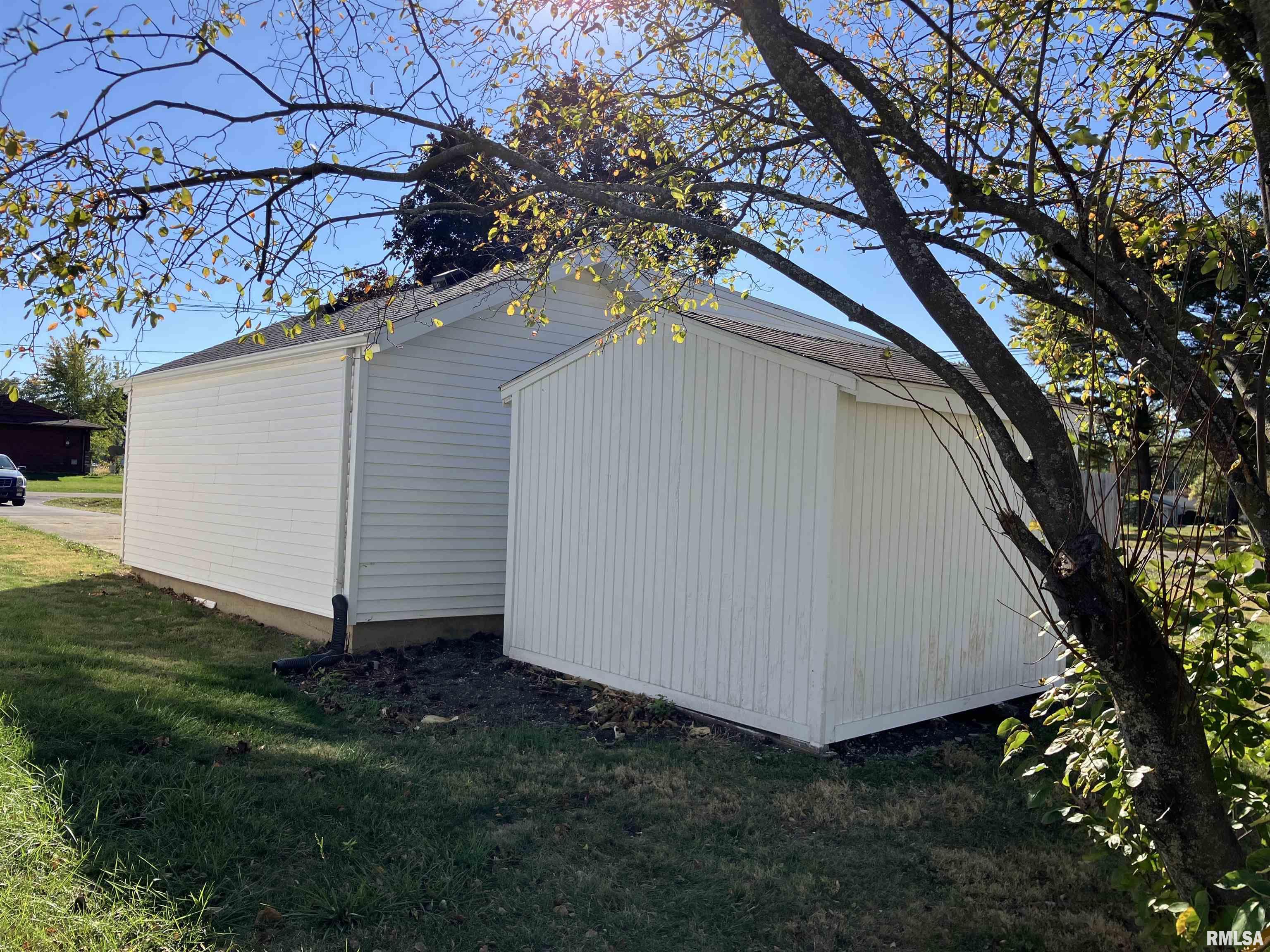 400 East Garfield Street Kewanee, IL 61443 - Photo 33 of 34