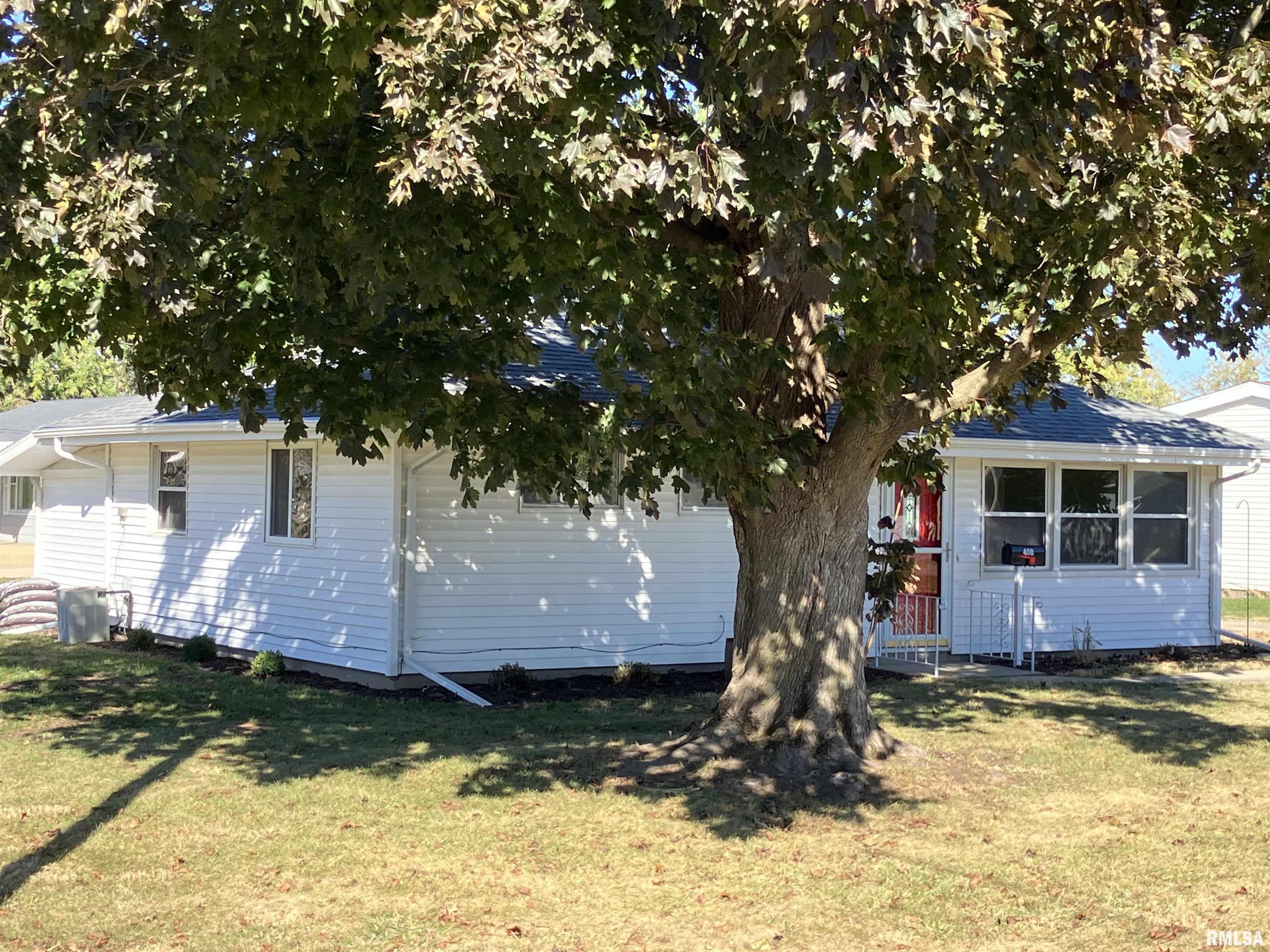 400 East Garfield Street Kewanee, IL 61443 - Photo 4 of 34