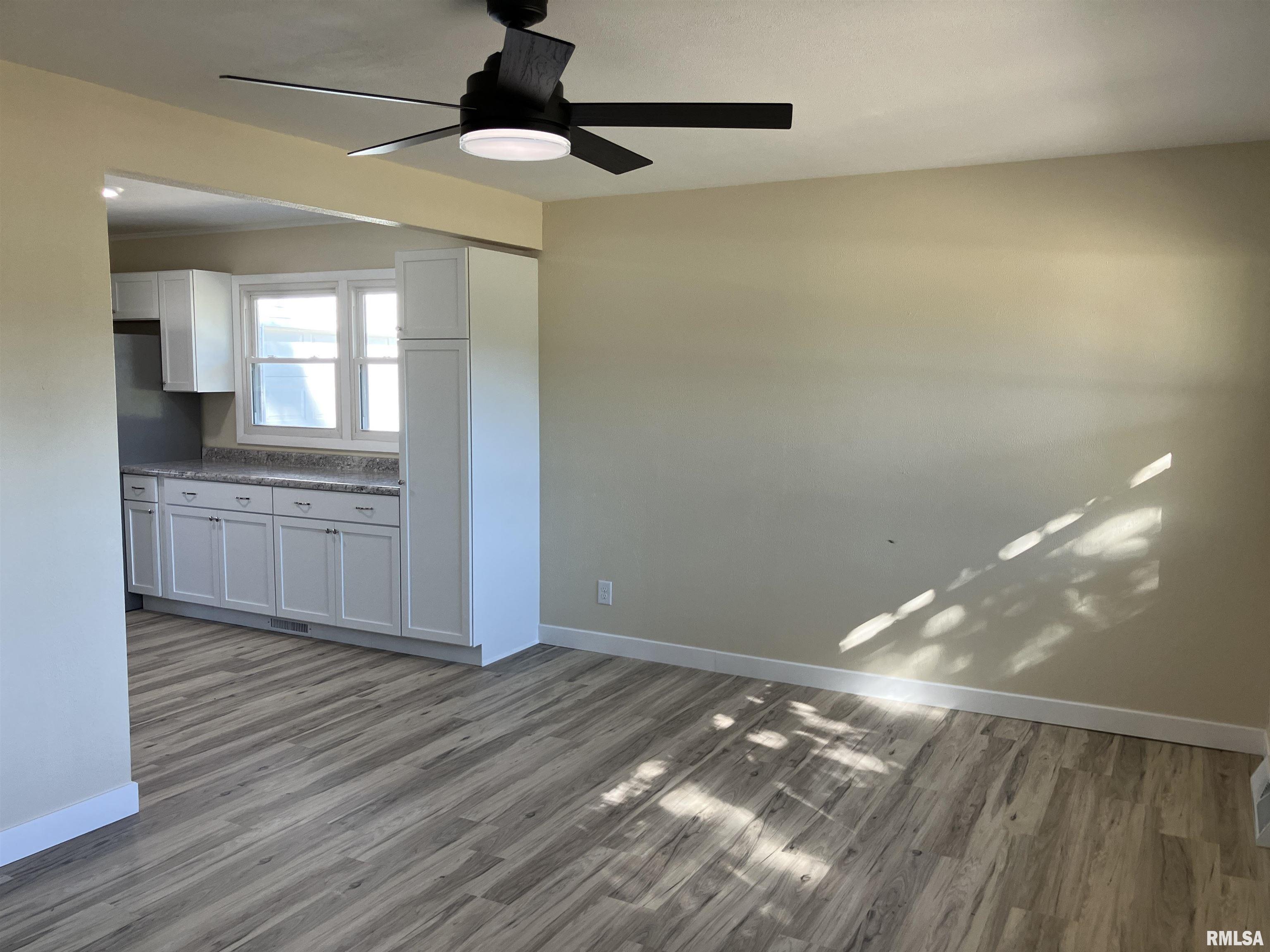 400 East Garfield Street Kewanee, IL 61443 - Photo 9 of 34