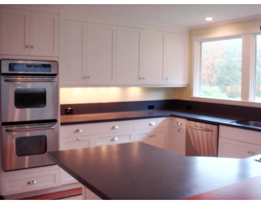 3 Claybrook Road Dover, MA 02030 - Photo 9 of 20 Gallery Image 9