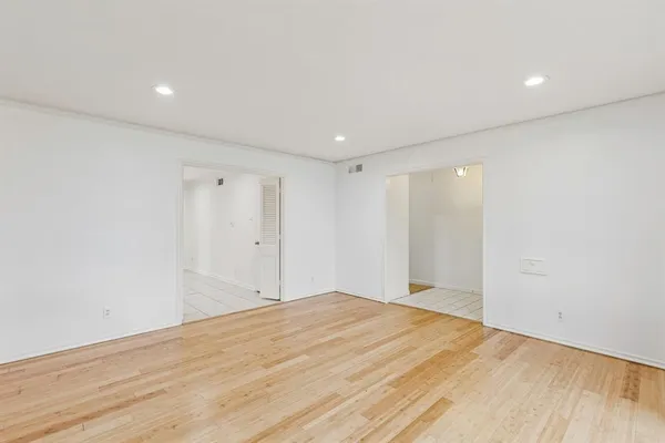 a view of empty room