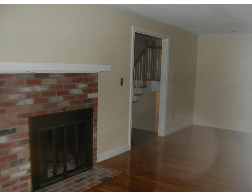 2 Normandy Row Topsfield, MA 01983 - Photo 9 of 20