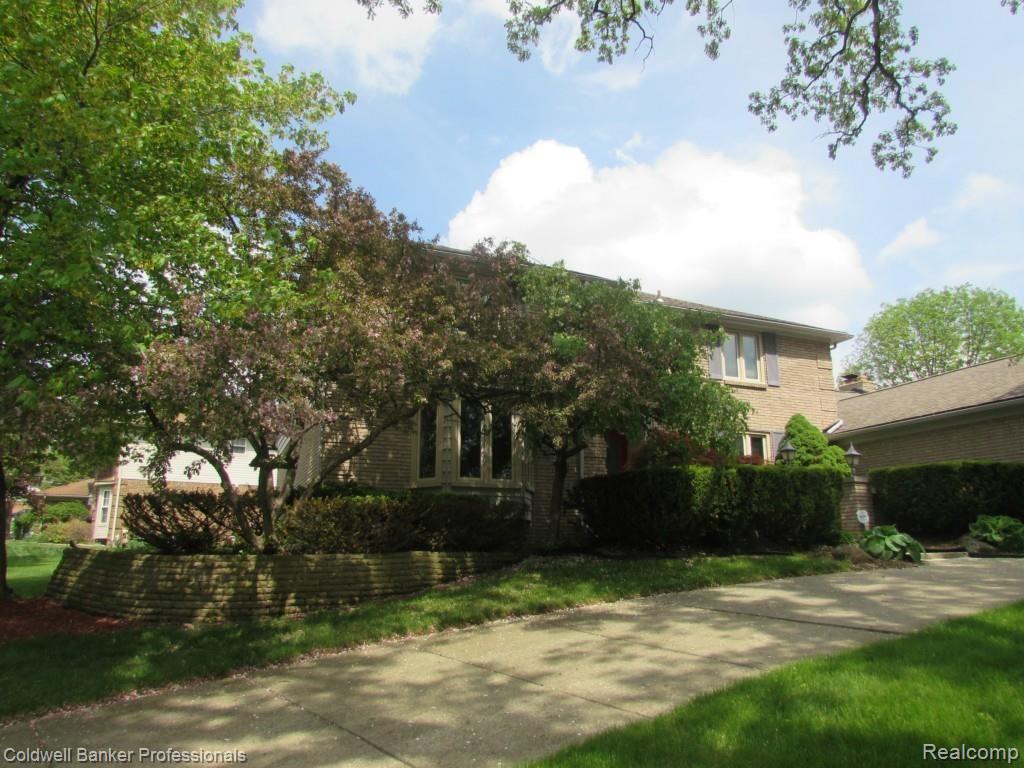 2579 Tower Hill Lane Rochester Hills, MI 48306 - Photo 2 of 27