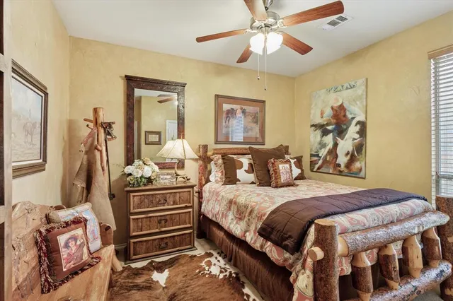 $299,500 | 10076 Bull Run, Fort Worth, TX 76177