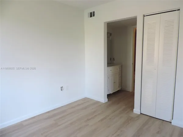 $2,100 | 566 Northwest 114th Avenue, Unit 204, Sweetwater, FL 33172