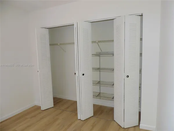 $2,100 | 566 Northwest 114th Avenue, Unit 204, Sweetwater, FL 33172