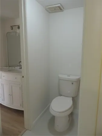 $2,100 | 566 Northwest 114th Avenue, Unit 204, Sweetwater, FL 33172