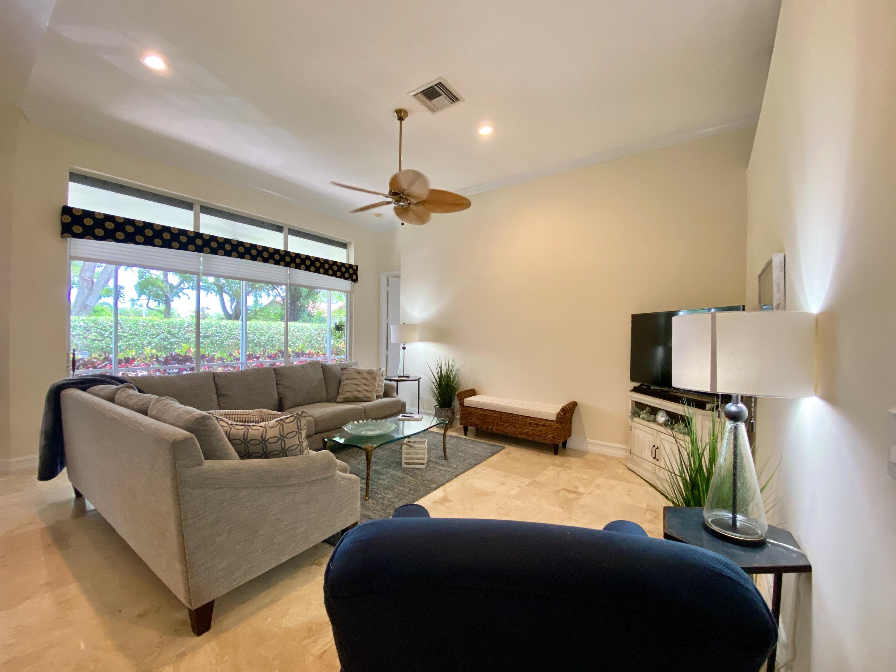 23489 Water Circle Boca Raton, FL 33486 - Photo 16 of 40 living