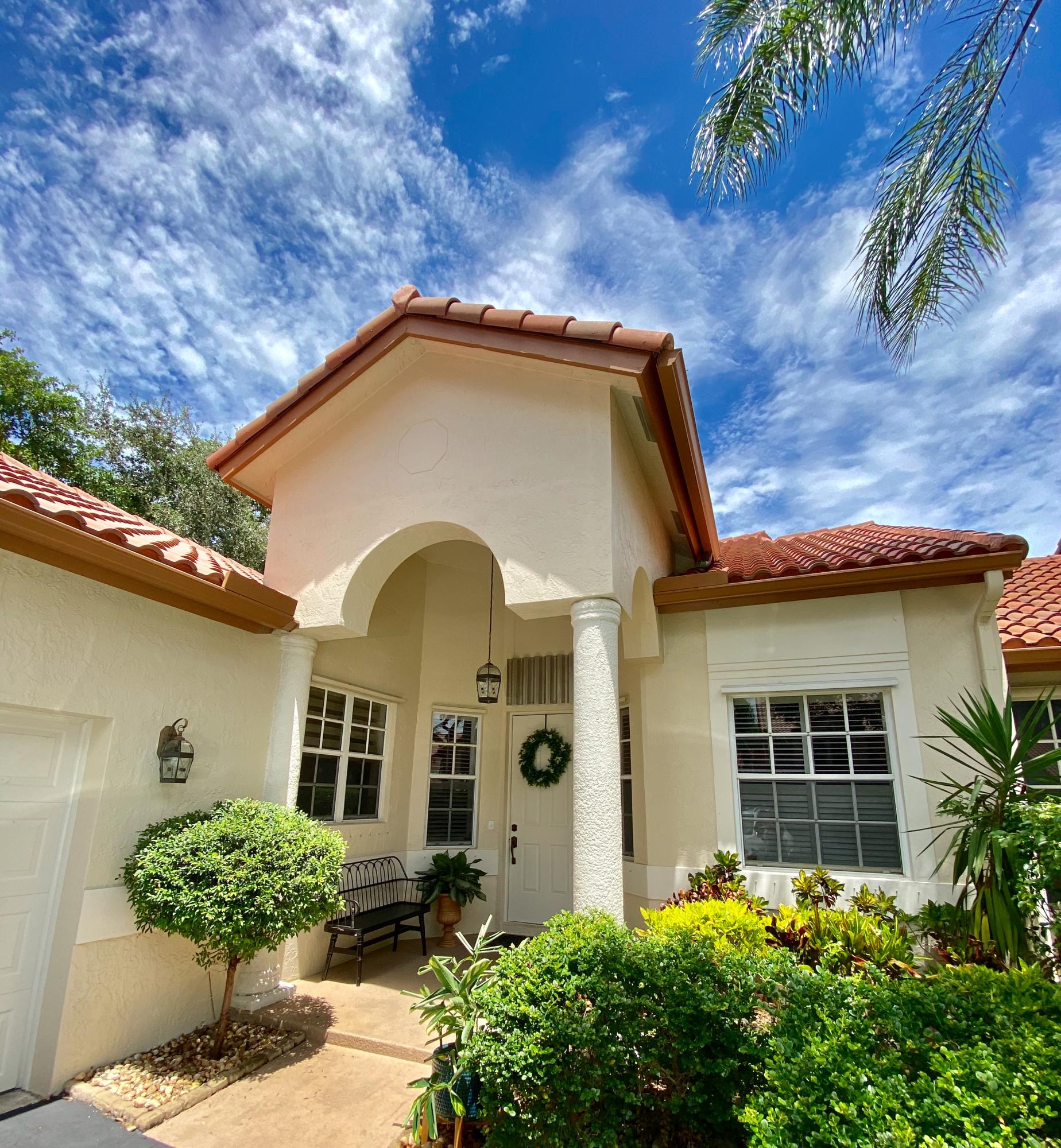 23489 Water Circle Boca Raton, FL 33486 - Photo 24 of 40 Front
