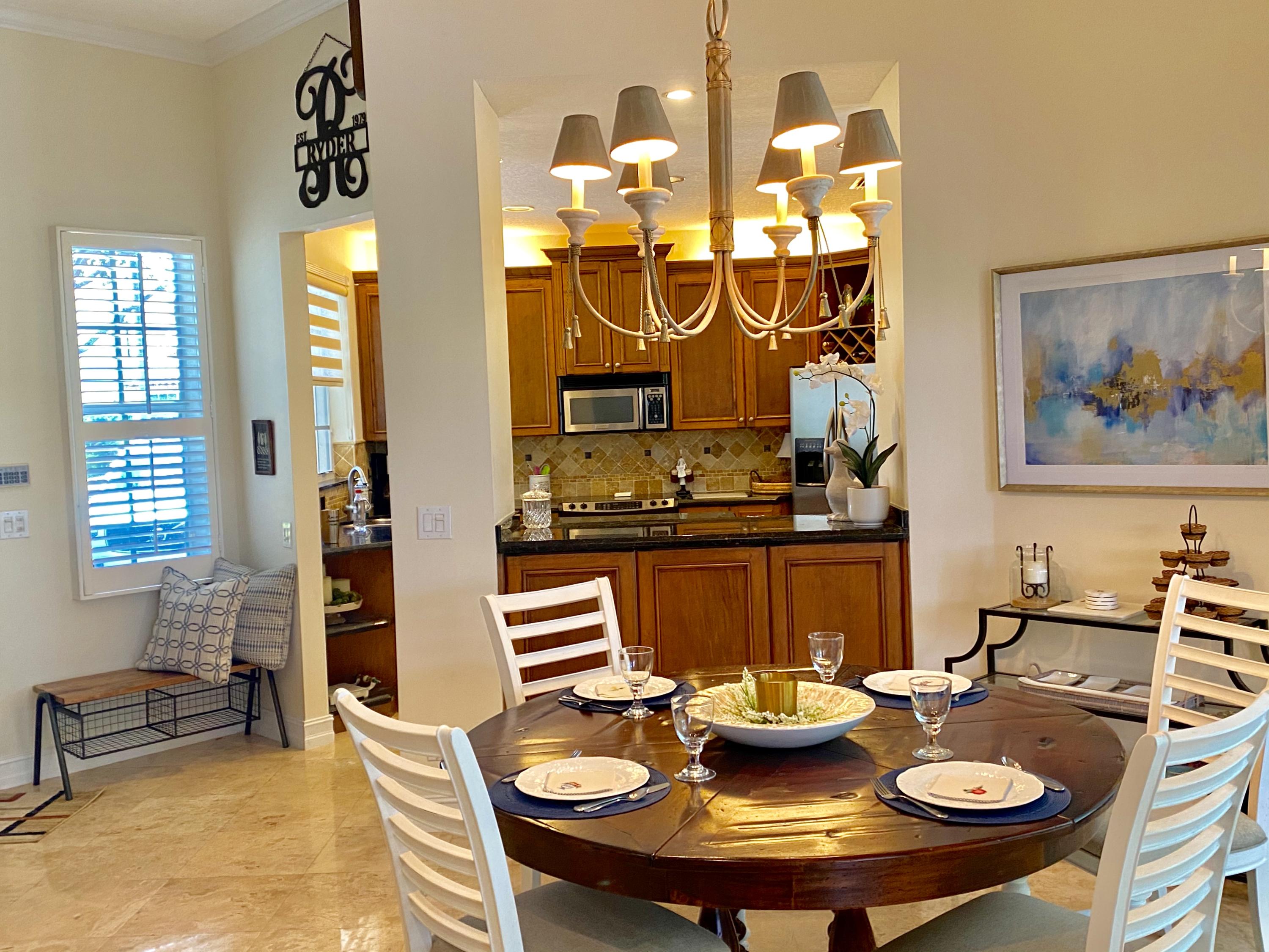 23489 Water Circle Boca Raton, FL 33486 - Photo 26 of 40 dining
