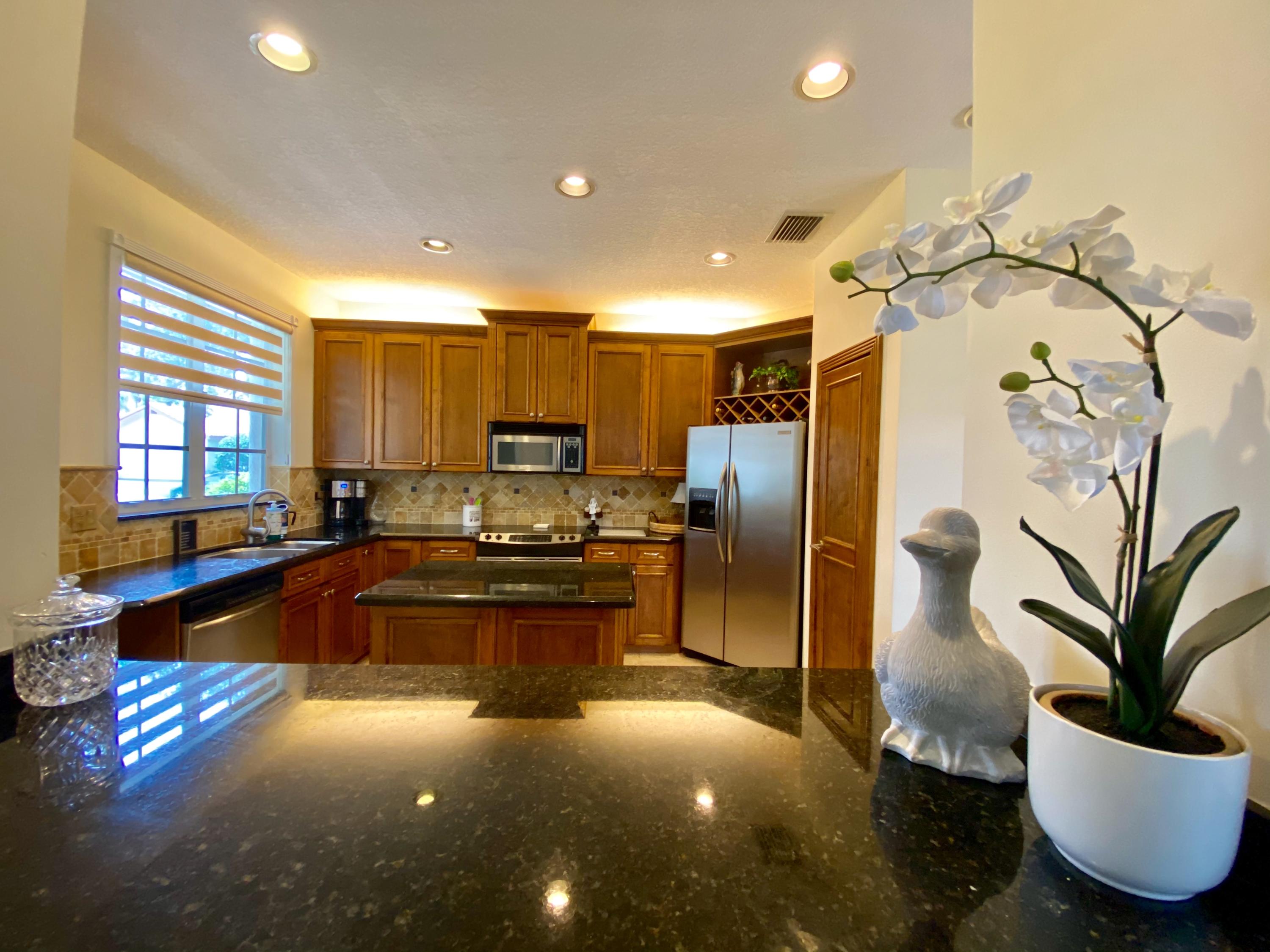 23489 Water Circle Boca Raton, FL 33486 - Photo 3 of 40 kitchen