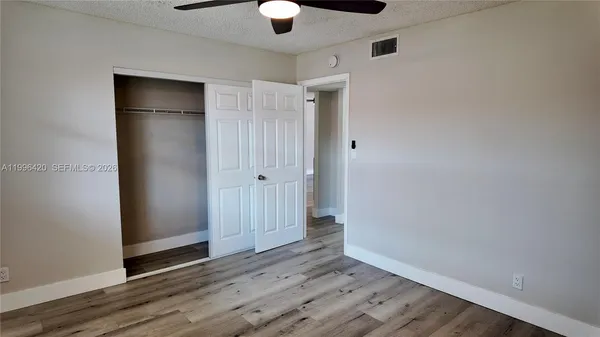 $1,950 | 403 Northwest 68th Avenue, Unit 517, Plantation, FL 33317