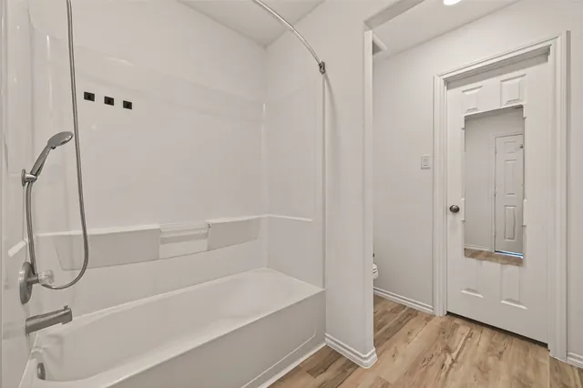 $299,000 | 1308 Winding Willow Drive, Pinehurst, TX 77362