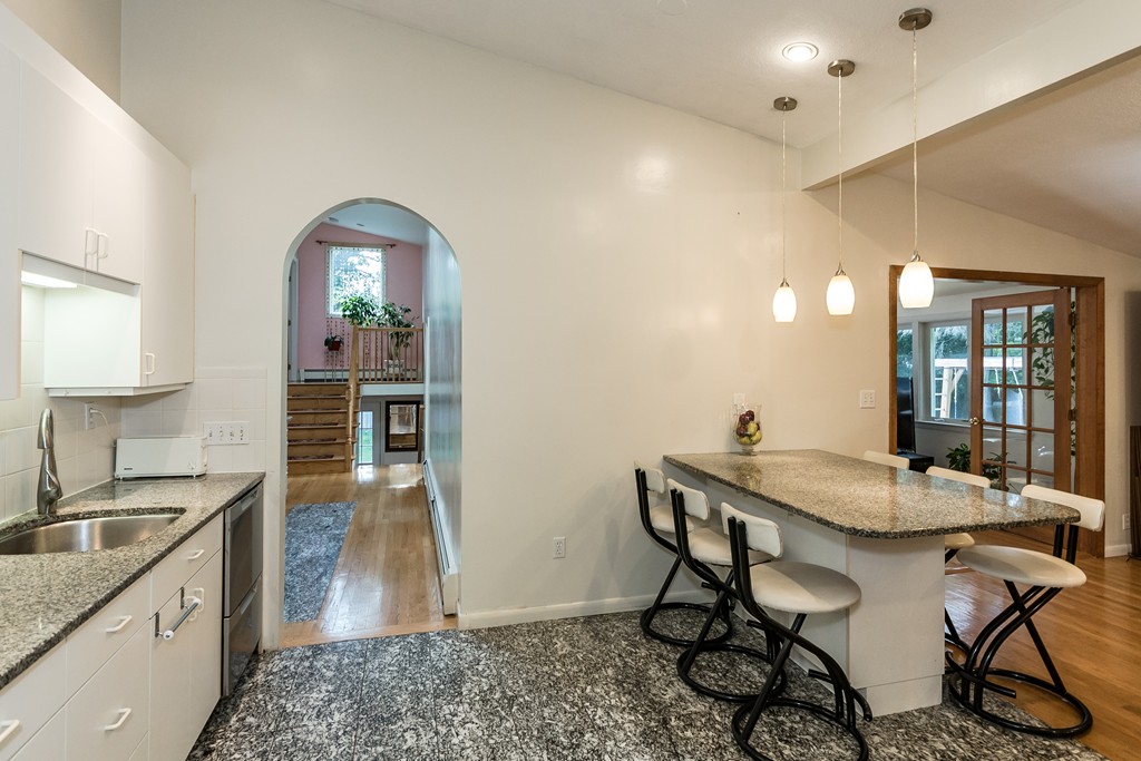 78 Esty Farm Road Newton, MA 02459 - Photo 8 of 30