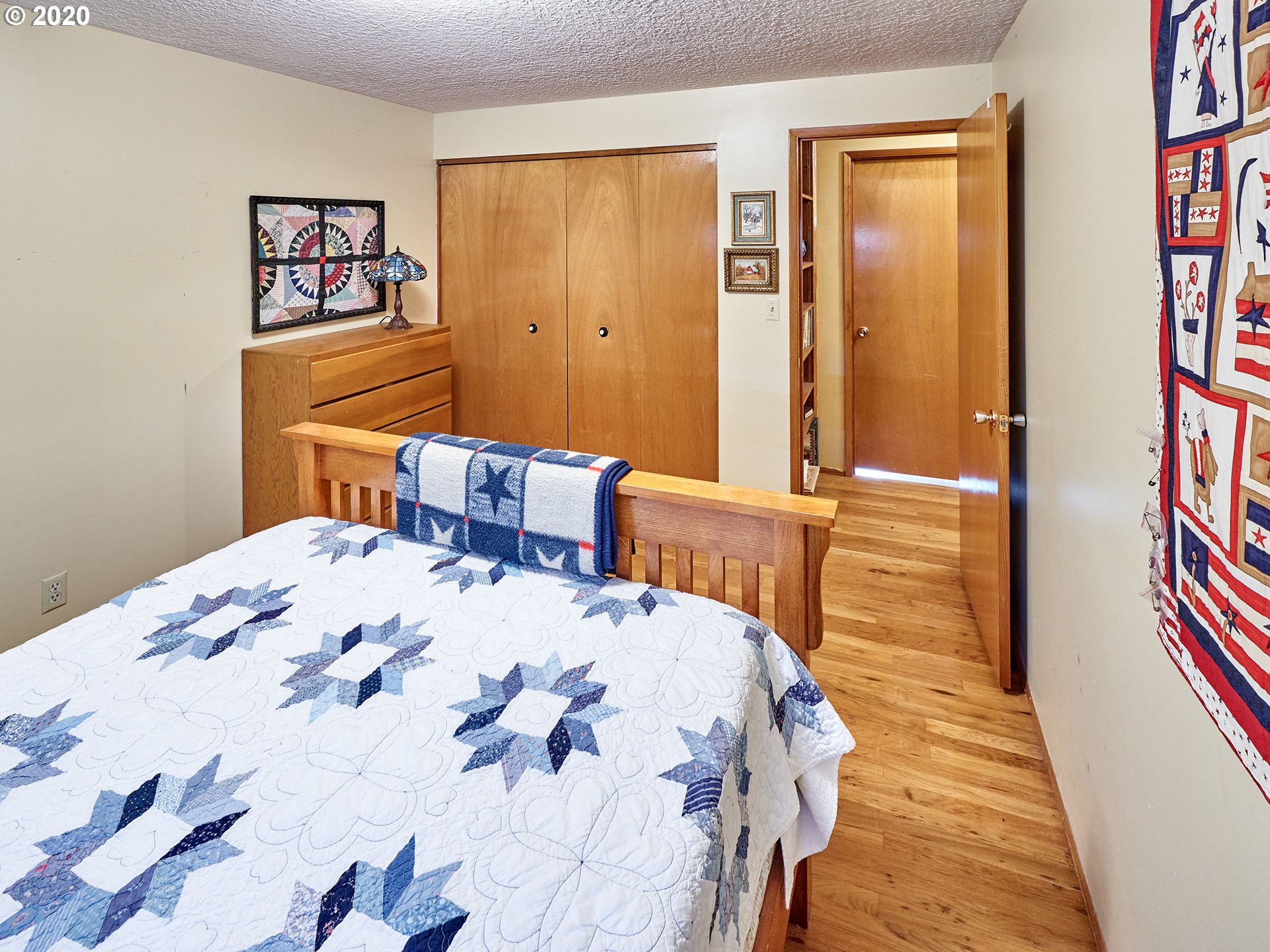 1982 Thompson Road Woodburn, OR 97071 - Photo 17 of 30 Gallery Image 17