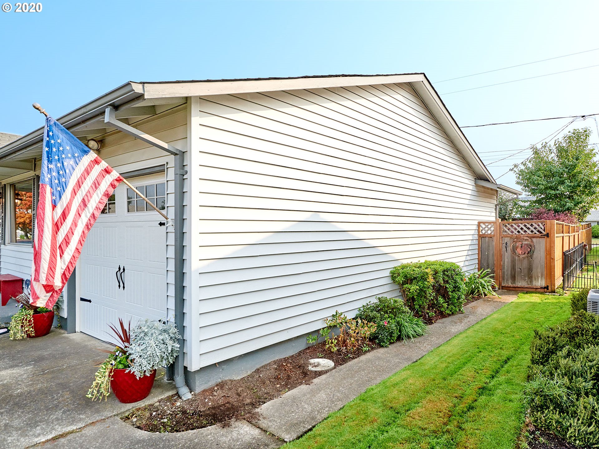 1982 Thompson Road Woodburn, OR 97071 - Photo 23 of 30 Gallery Image 23