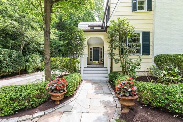 8 Sumner Road Wellesley, MA 02481 - Photo 3 of 42
