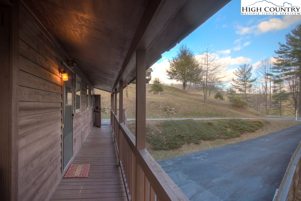 571 Wilson Lane Extension Boone, NC 28607 - Photo 3 of 45 Gallery Image 3