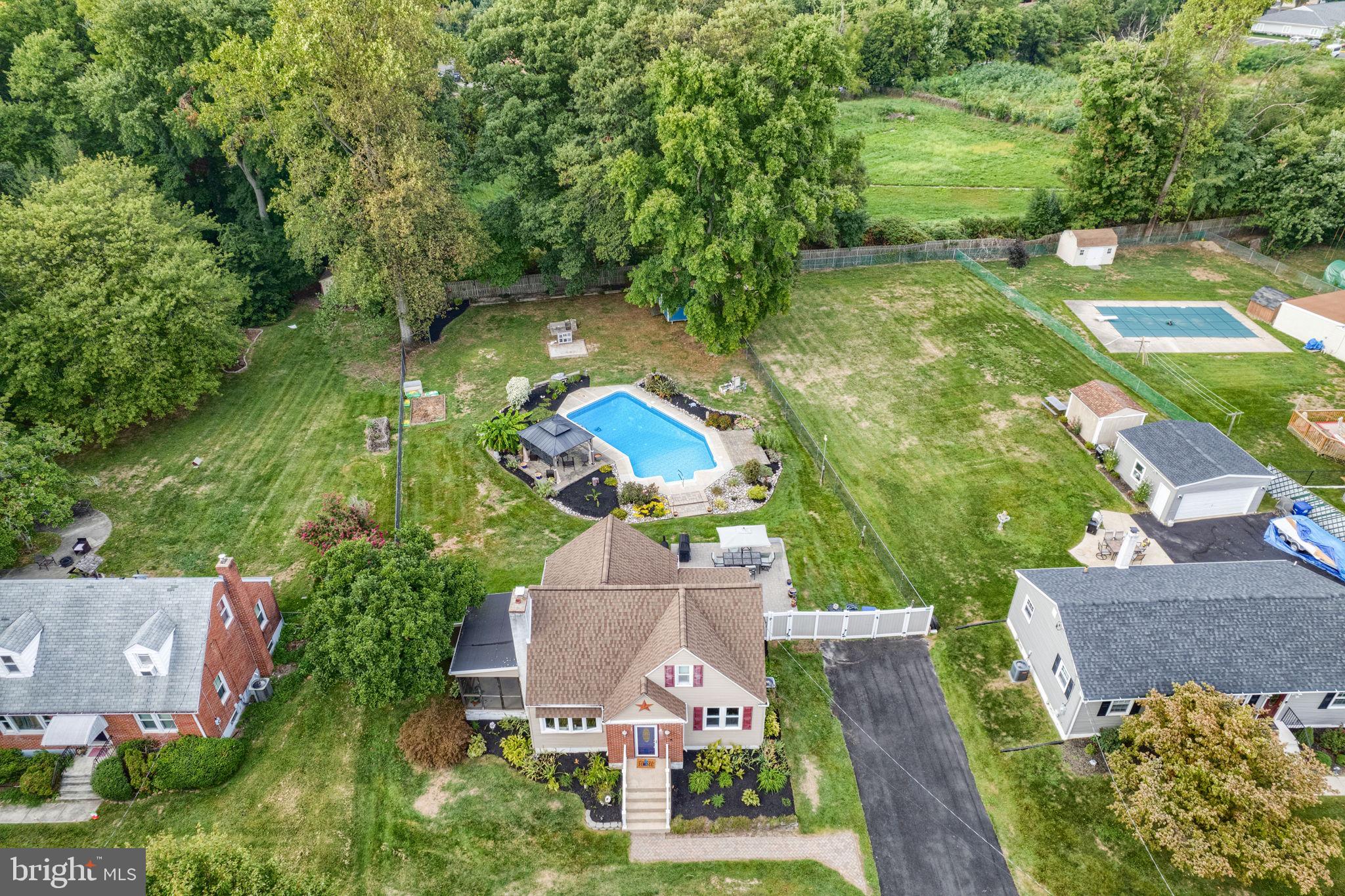 108 Sunset Road Burlington, NJ 08016 - Photo 30 of 31 Gallery Image 30