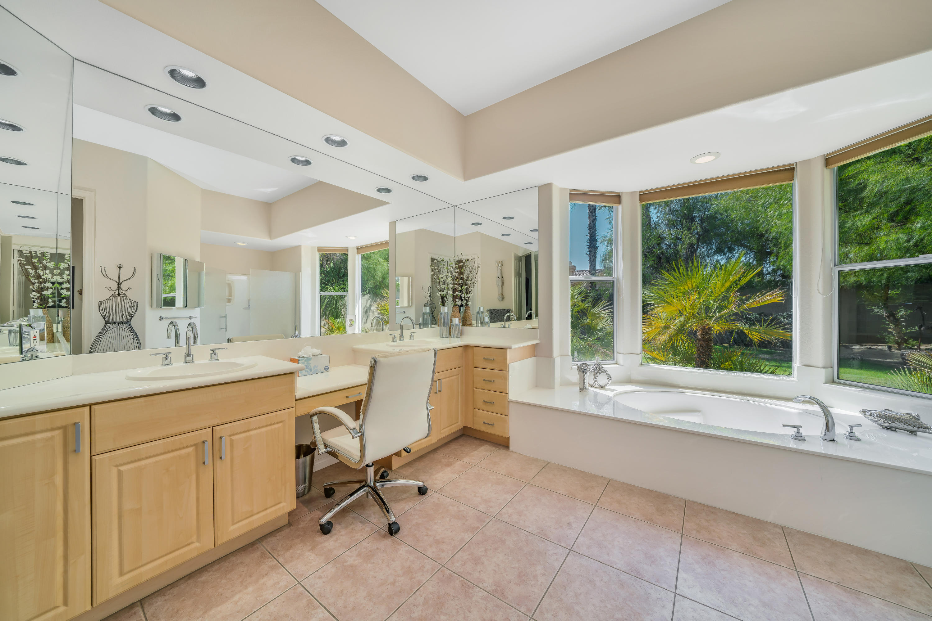 5 Sherwood Road Rancho Mirage, CA 92270 - Photo 16 of 43 Photo-33