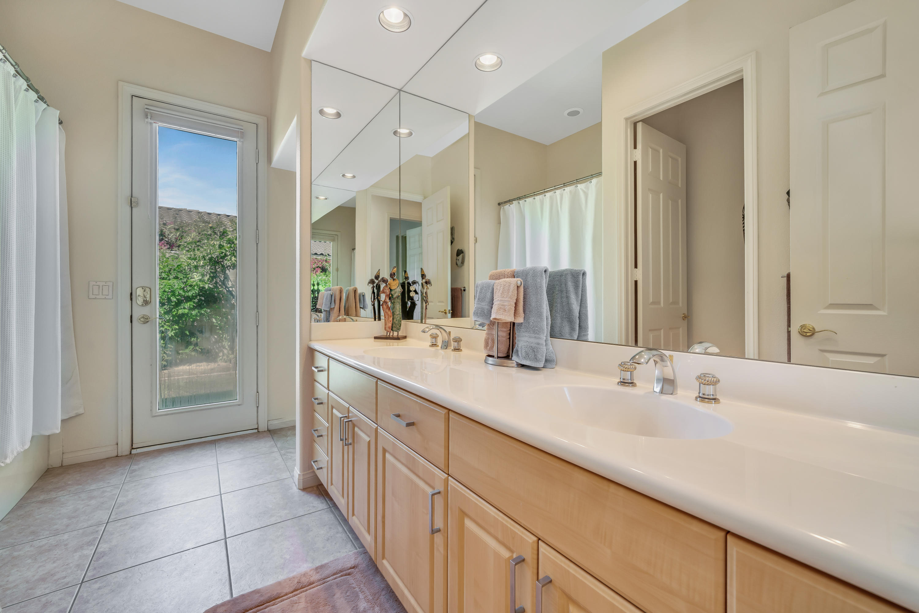 5 Sherwood Road Rancho Mirage, CA 92270 - Photo 21 of 43 Photo-36
