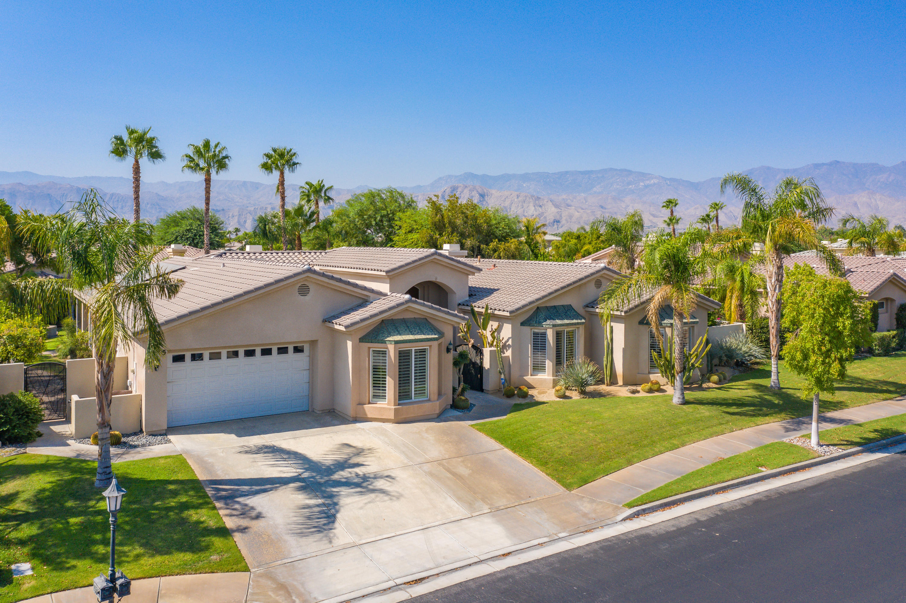 5 Sherwood Road Rancho Mirage, CA 92270 - Photo 43 of 43 Photo-17