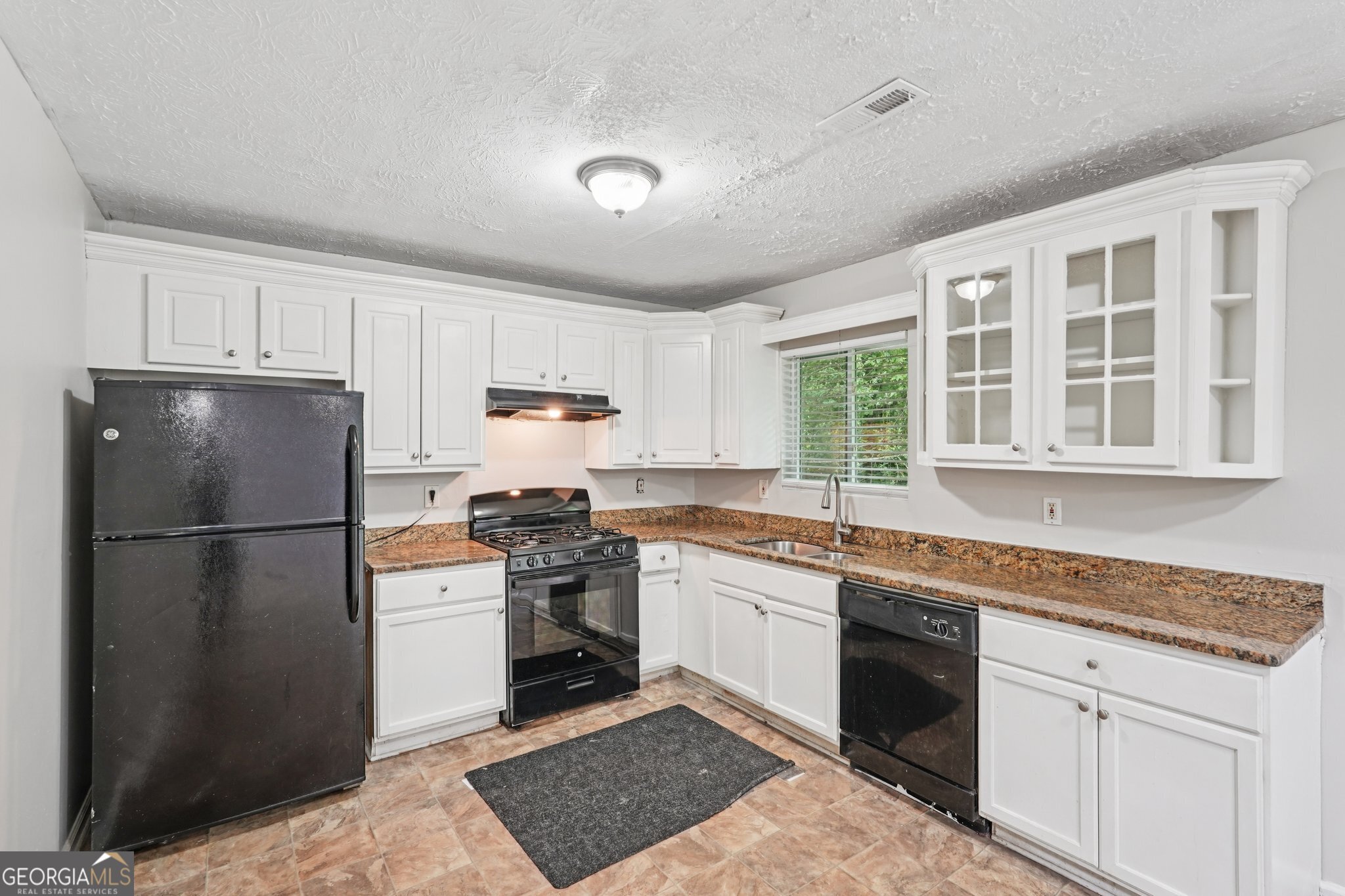 7335 Connell Road Fairburn, GA 30213 - Photo 15 of 34