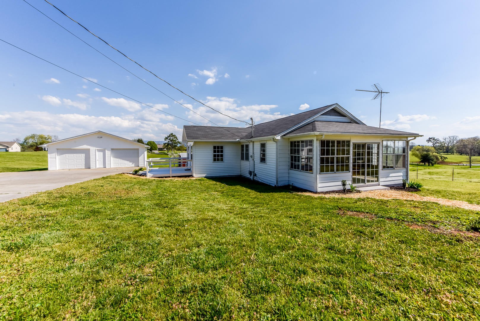 3128 Clover Hill Ridge Road Maryville, TN 37801 - Photo 1 of 29 Gallery Image 1