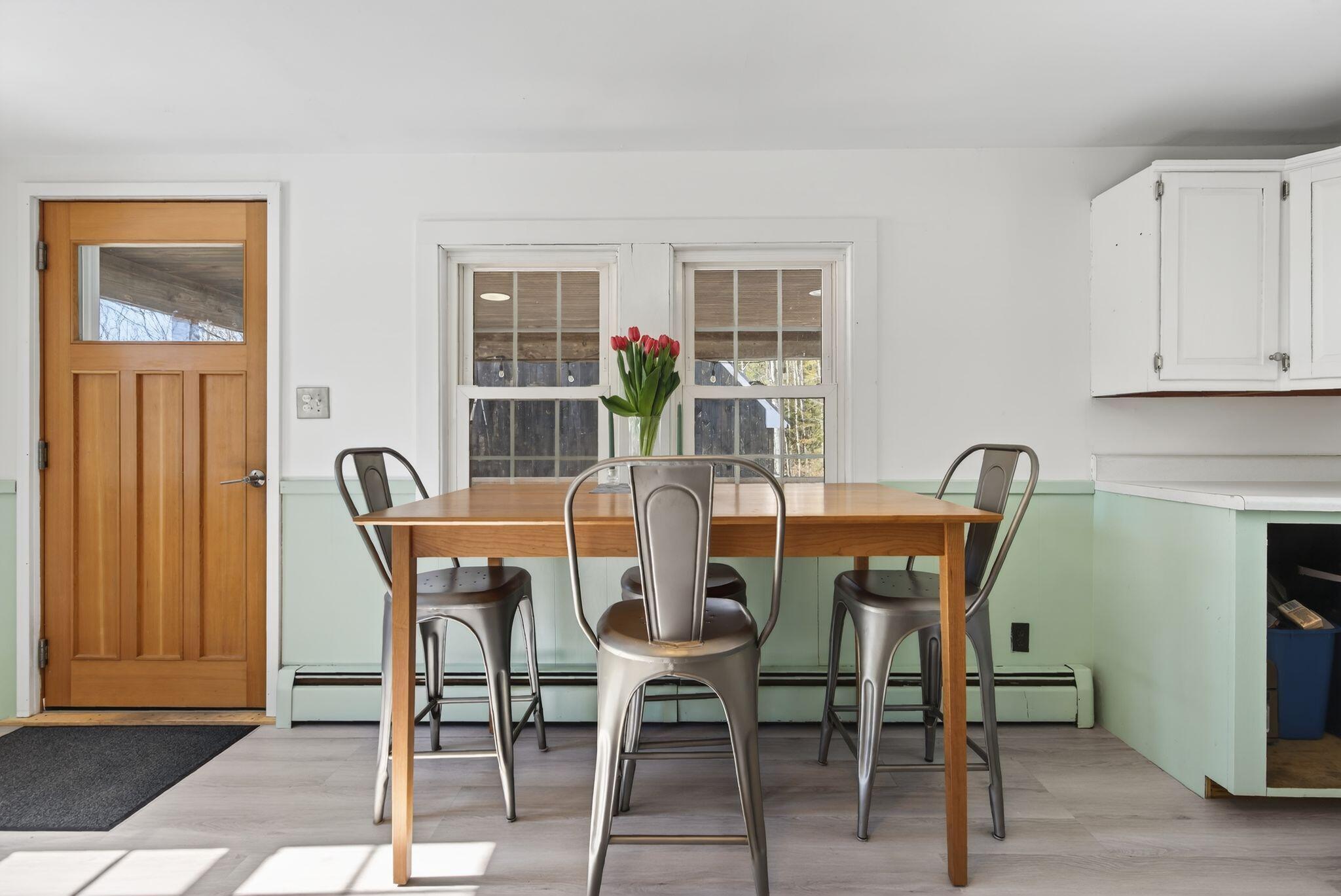 10 Lower Flying Point Road Freeport, ME 04032 - Photo 4 of 37 Kitchen