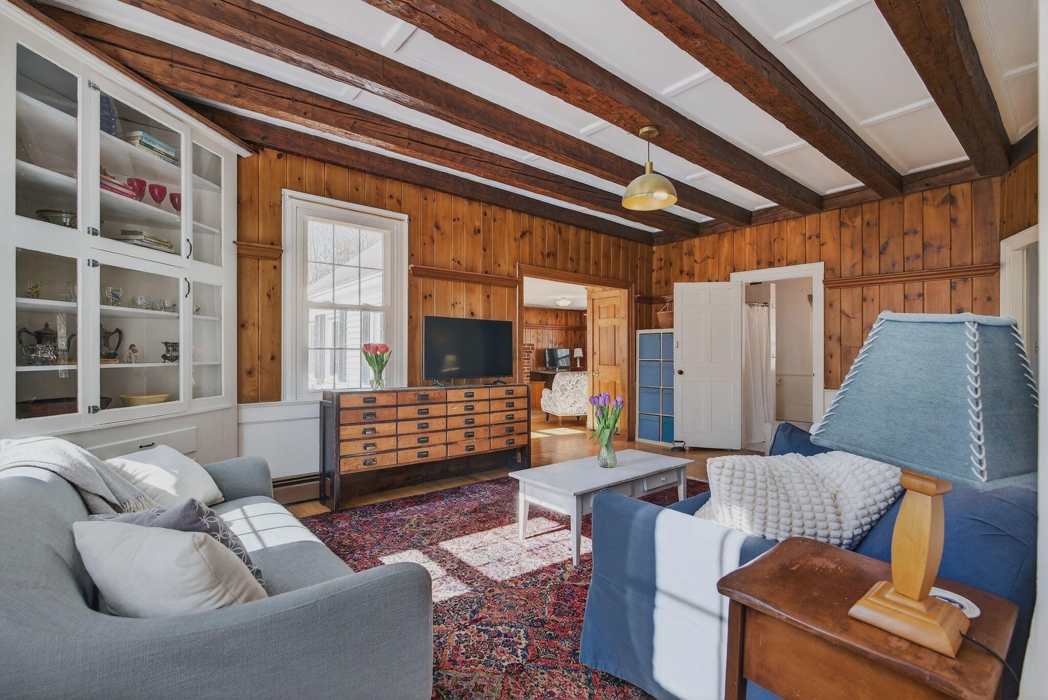 10 Lower Flying Point Road Freeport, ME 04032 - Photo 10 of 37 Living Room