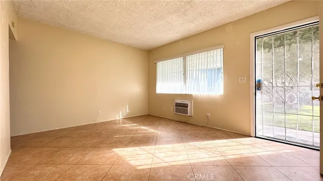 $1,995 | 262 North Garnet Way, Unit C, Upland, CA 91786