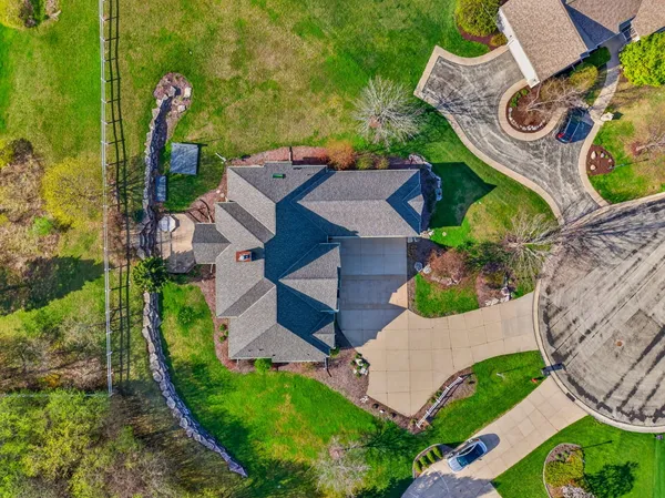 $899,000 | W132-n6509 West View Court, Menomonee Falls, WI 53051