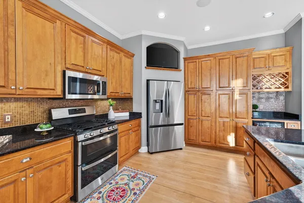 $899,000 | W132-n6509 West View Court, Menomonee Falls, WI 53051
