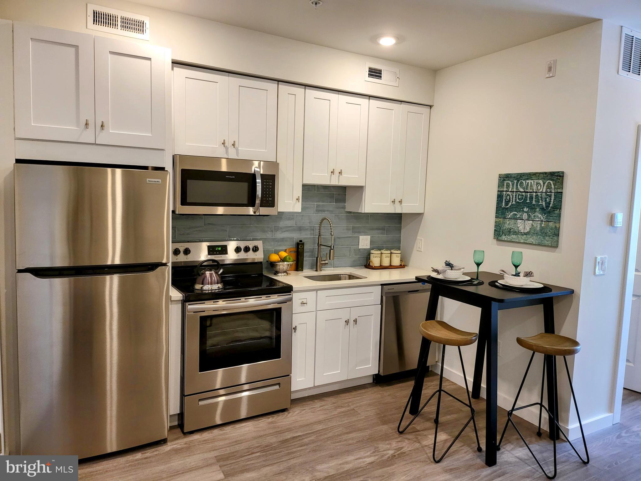 1617-19 Ridge Avenue, Unit H Philadelphia, PA 19130 - Photo 2 of 10