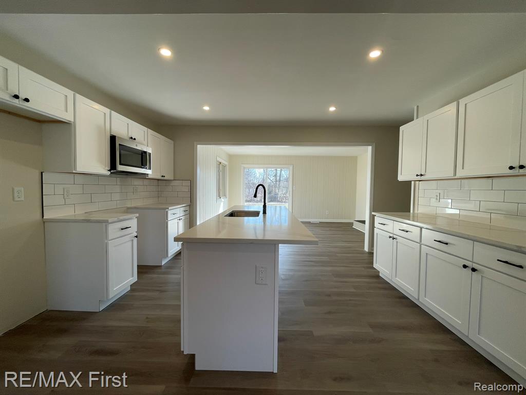 48065 Fuller Road Chesterfield, MI 48051 - Photo 4 of 20