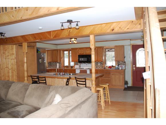 321 Barnes Road Bakersfield, VT 05450 - Photo 4 of 23