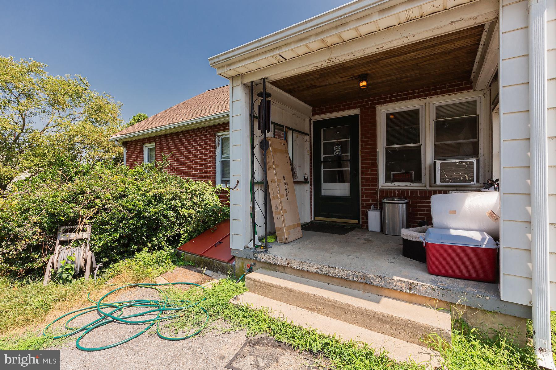 286 Newport Road Leola, PA 17540 - Photo 35 of 40 Gallery Image 35