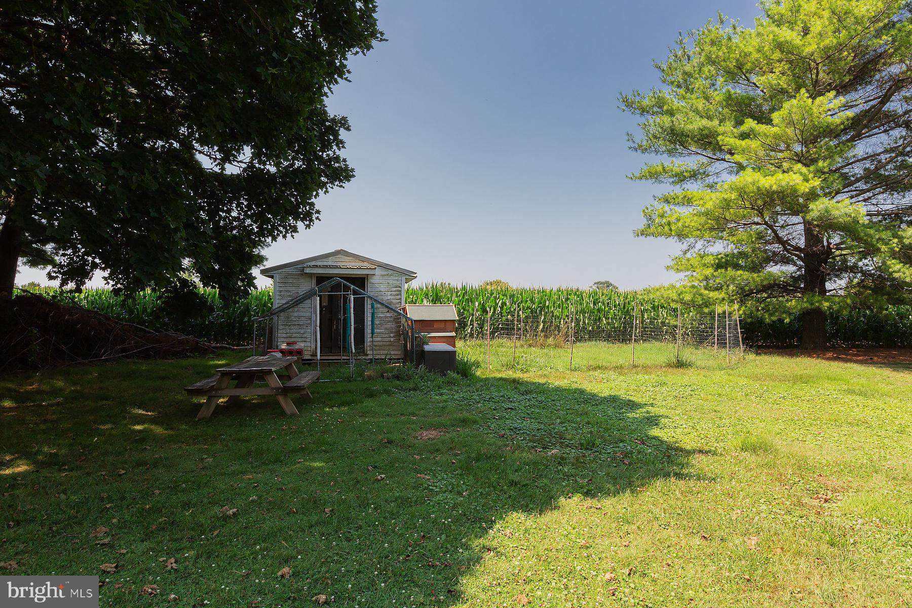 286 Newport Road Leola, PA 17540 - Photo 37 of 40 Gallery Image 37
